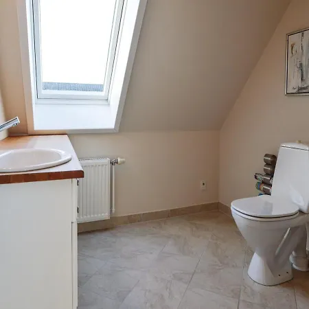 Tatil Evi Five-bedroom Holiday In Outrup *